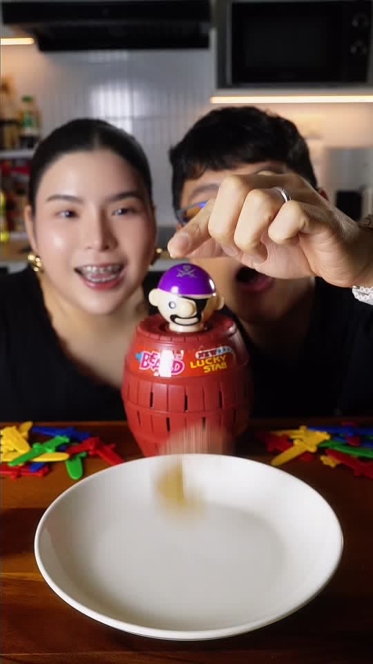 กุ้งแช่น้ำปลาโจรสลัด